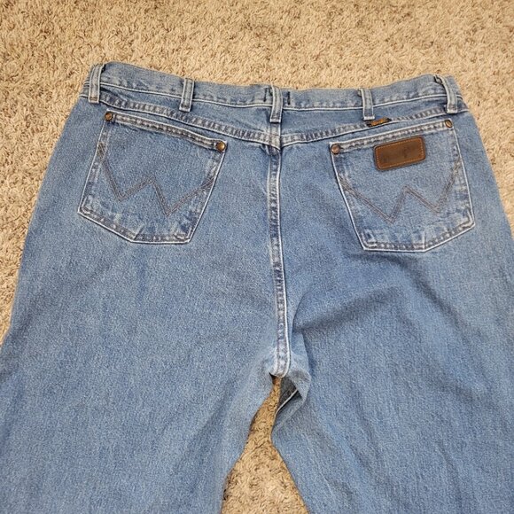 Wrangler Jeans Mens 40x32 Cowboy Cut Dark Washed Denim - Picture 6 of 6